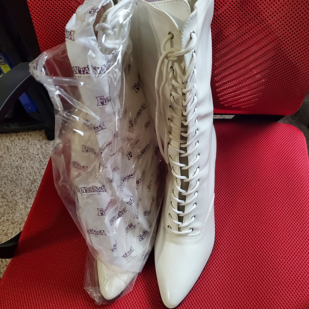 Brand New Old Fashioned Wedding Granny White Victorian Costume Mid Calf Boots